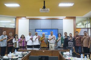 Implementasi Kerja Sama FMIPA UGM dengan Fakultas Sains dan Teknik Universitas Nusa Cendana untuk Meningkatkan Kualitas Pendidikan Tinggi di Indonesia