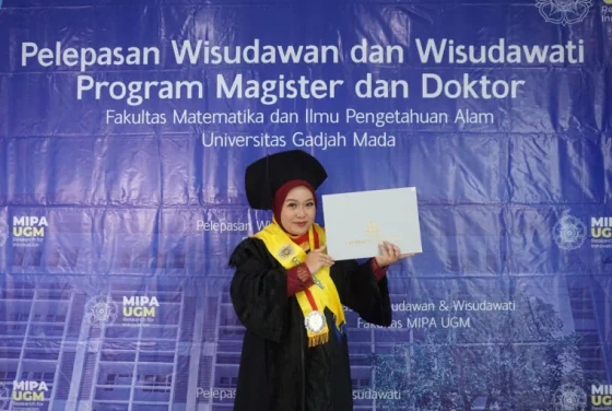Kisah Fikhri, Lulus Doktor UGM di Usia 25 Tahun dan Selesaikan Kuliah 2 Tahun 10 Bulan
