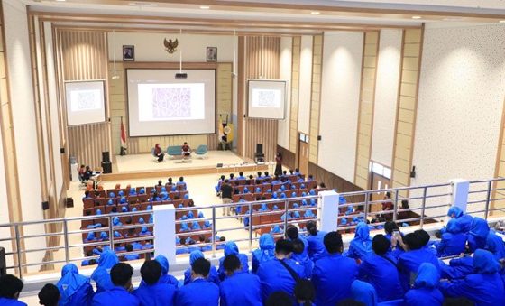 Kunjungan SMA N 1 Surabaya dalam Rangka Memperkenalkan Aplikasi Ilmu Fisika bersama Departemen Fisika Universitas Gadjah Mada