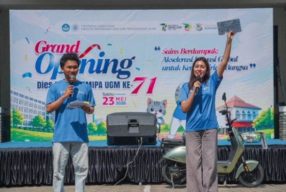 Pembukaan Dies Natalis ke-71 FMIPA UGM Sukses Digelar, Angkat Tema “Sains Berdampak: Akselerasi Global untuk Kemandirian Bangsa”