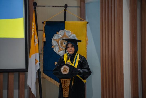 Prestasi Membanggakan Sania Nadlirotullubba Wisudawan FMIPA UGM dengan IPK Nyaris Sempurna 3,98