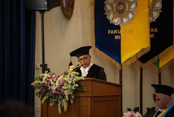 Prof. Dr. Drs. Gunardi, M.Si. Dikukuhkan sebagai Guru Besar Ilmu Aktuaria UGM: Membawa Teori Menjadi Realita